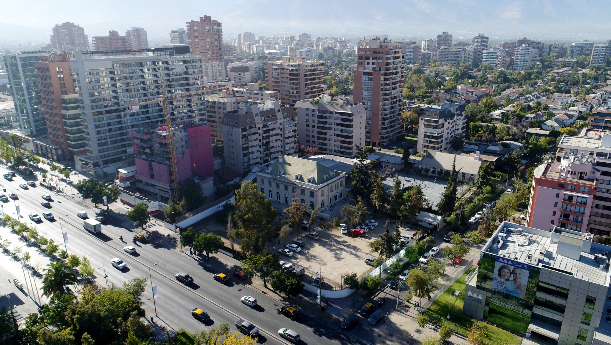 Organización y Dirección Concurso Apoquindo Urbana Center